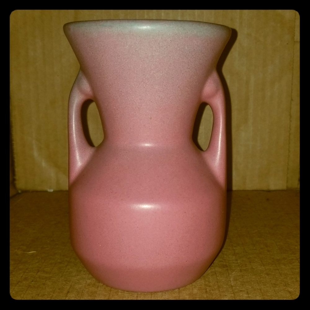 Vintage Niloak 2-handled vase